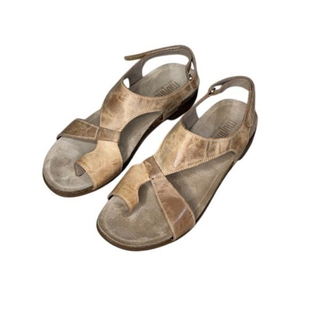 MUNRO Women's sz 10.5M Meghan Sandals Tan Leather Toe Loop Cork Comfy $175 ~ EUC